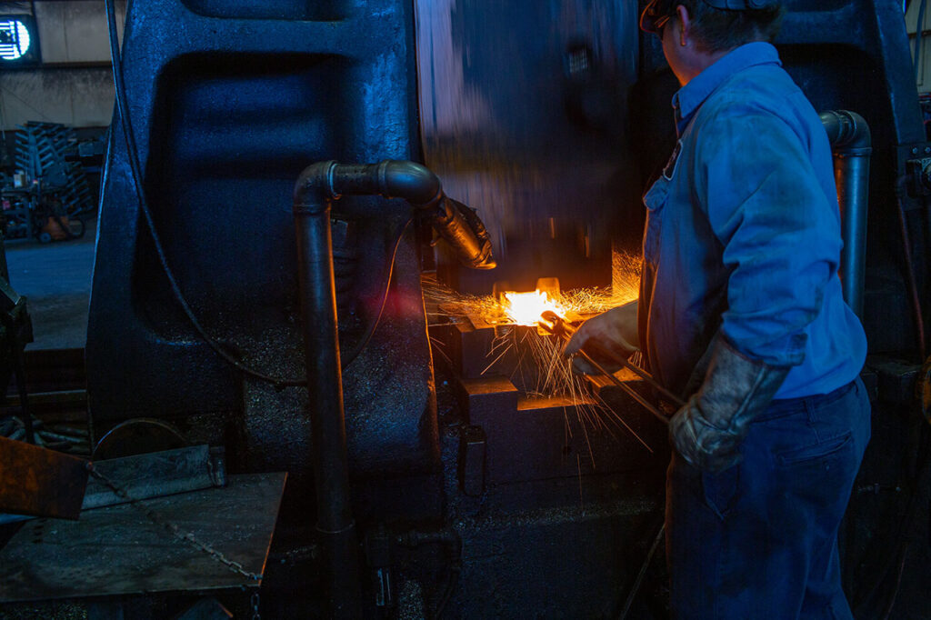 Forging process of a stacking cap